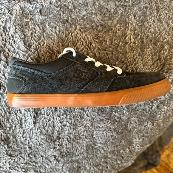 DC Nyjah Vulc Tx Men’s Skateboard Shoes - Picture 3 of 10